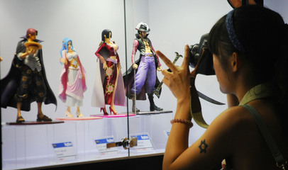 動(dòng)漫展熱潮下的冷思考 粉絲經(jīng)濟(jì)驅(qū)動(dòng)衍生品熱賣，國產(chǎn)動(dòng)畫創(chuàng)新困境亟待突破